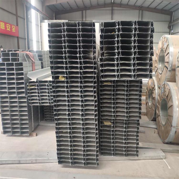 新之杰YXB65-220-660闭口楼承板获阿里巴巴江苏云计算数据中心项目选用