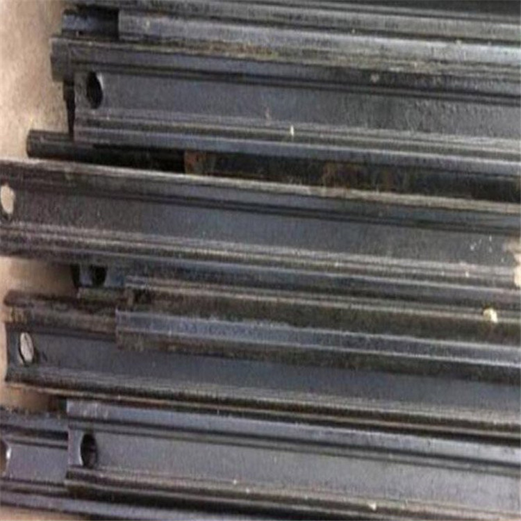 四川40T型刮板输送机配件 锻压成型矿用刮板